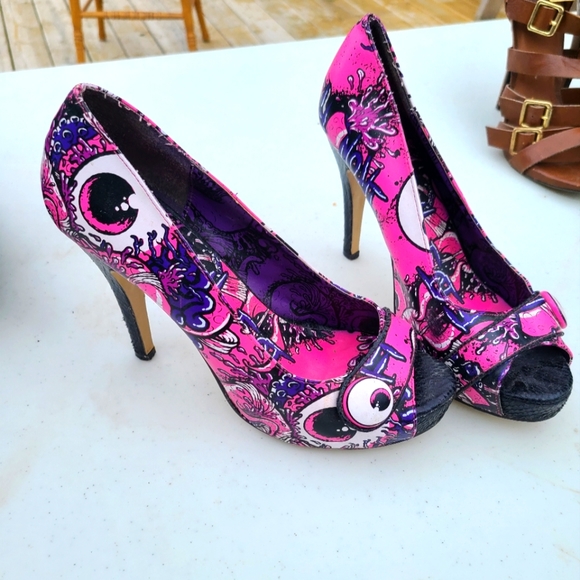 Iron Fist Shoes - 25.) Iron Fist Heels